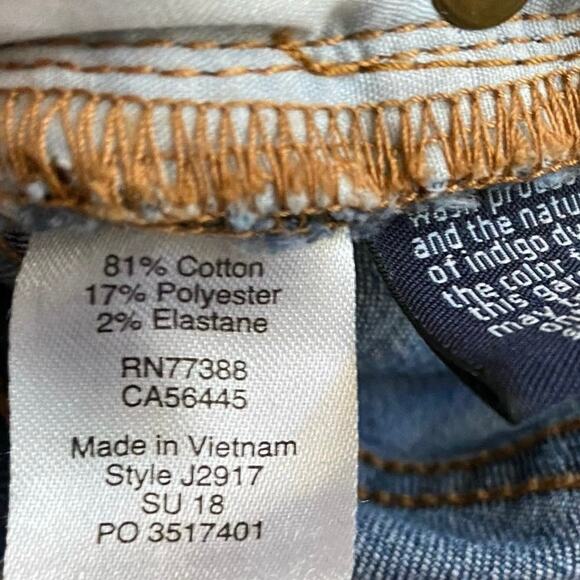 J Crew Factory Size 26 Boyfriend Jeans Key West Wash Style J2917 Distressing - Picture 4 of 4